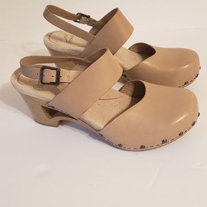 Dansko Thea Sandal Clogs Size 38 (8)